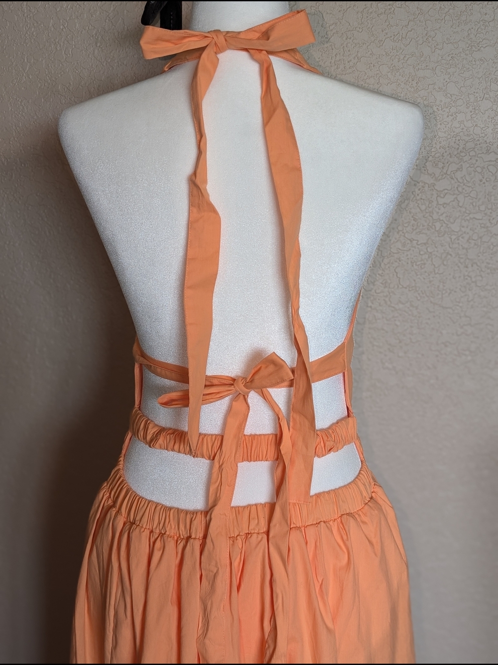 Tie-Back Halter Maxi Dress in Peach - Picture 4 of 5